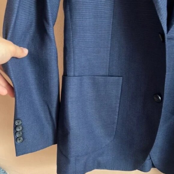 Navy Blue Sport Coat with Classic Design - Picture 3 of 4